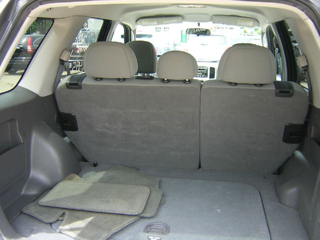 Ford Escape 2006 photo 1