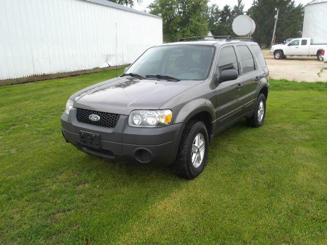 Ford Escape 2006 photo 1