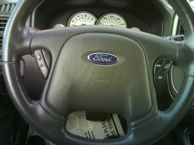 Ford Escape 2006 photo 17