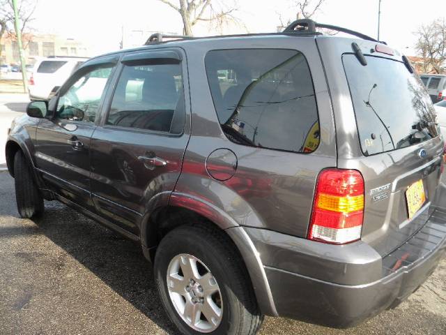 Ford Escape 2006 photo 2