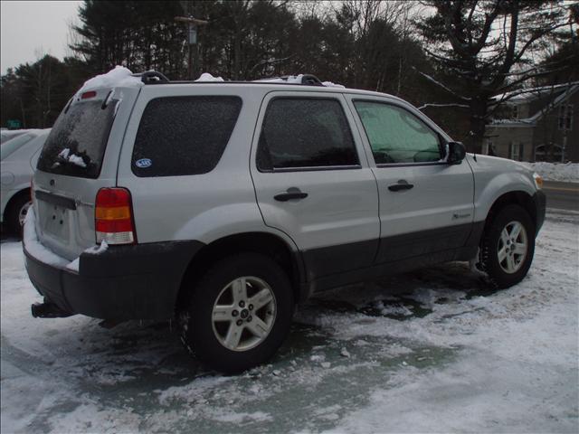 Ford Escape 2006 photo 2