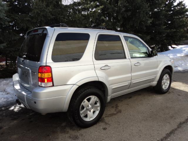 Ford Escape 2006 photo 2