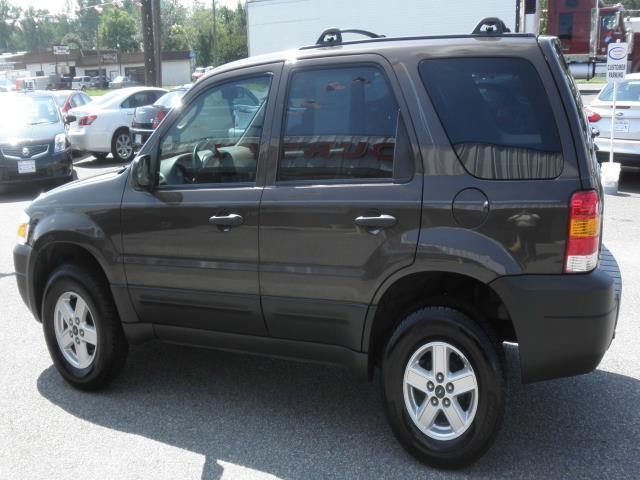 Ford Escape 2006 photo 3