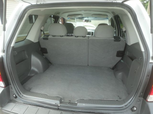 Ford Escape 2007 photo 2