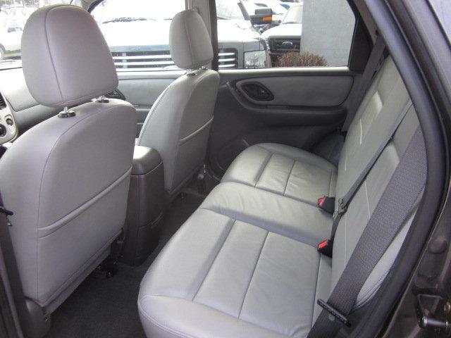 Ford Escape 2007 photo 3