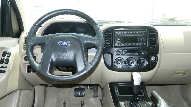 Ford Escape 2007 photo 13