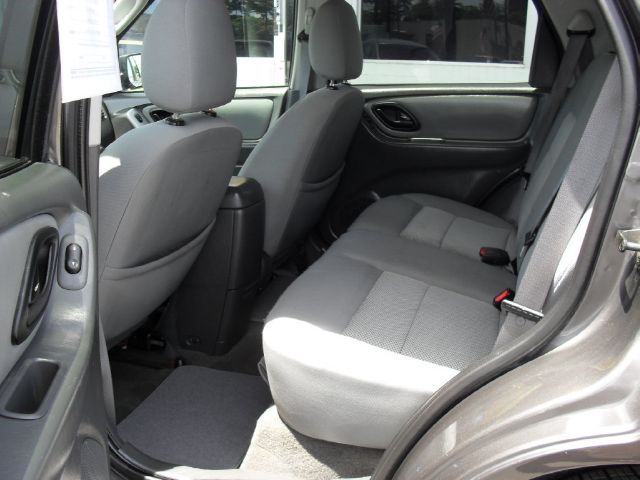 Ford Escape 2007 photo 11