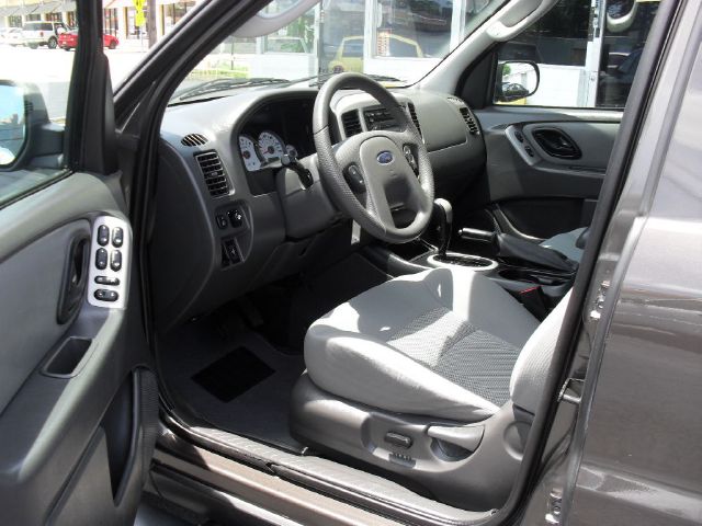 Ford Escape 2007 photo 20