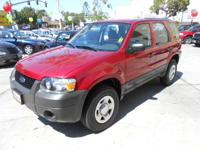 Ford Escape 2007 photo 2