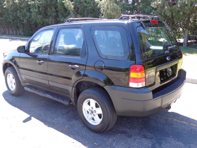 Ford Escape 2007 photo 2