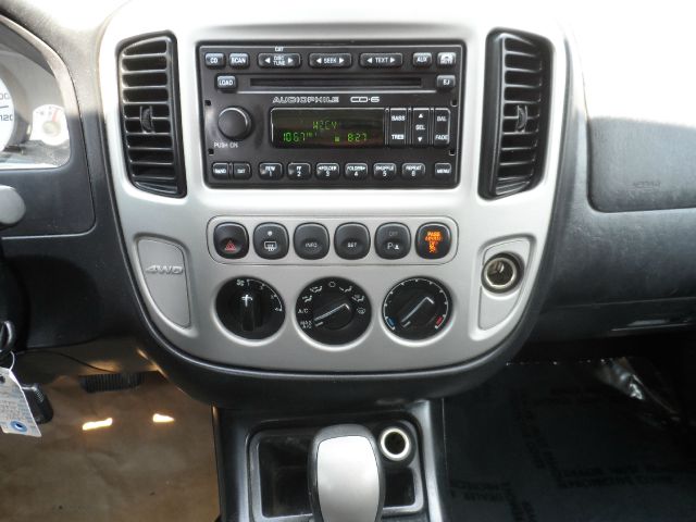 Ford Escape 2007 photo 8