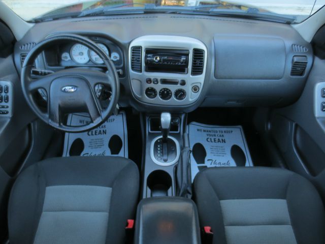 Ford Escape 2007 photo 3