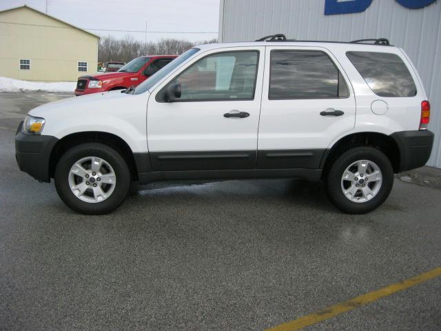 Ford Escape 2007 photo 1