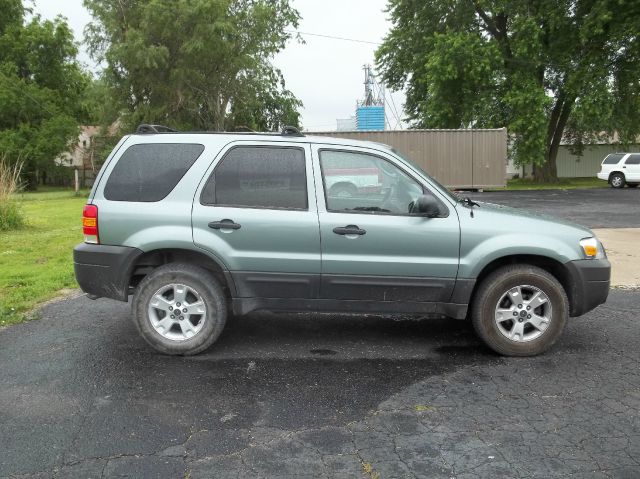 Ford Escape 2007 photo 2