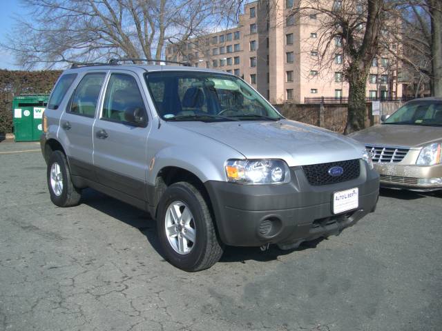 Ford Escape XLS Sport Utility