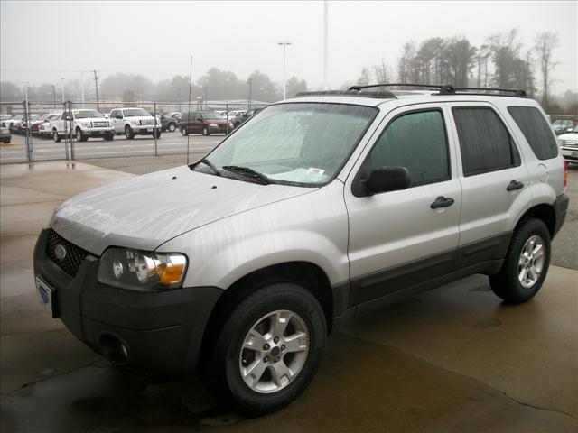 Ford Escape 2.5 S With Moonroof Unspecified