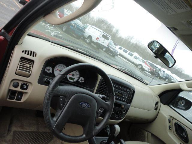 Ford Escape 2007 photo 2