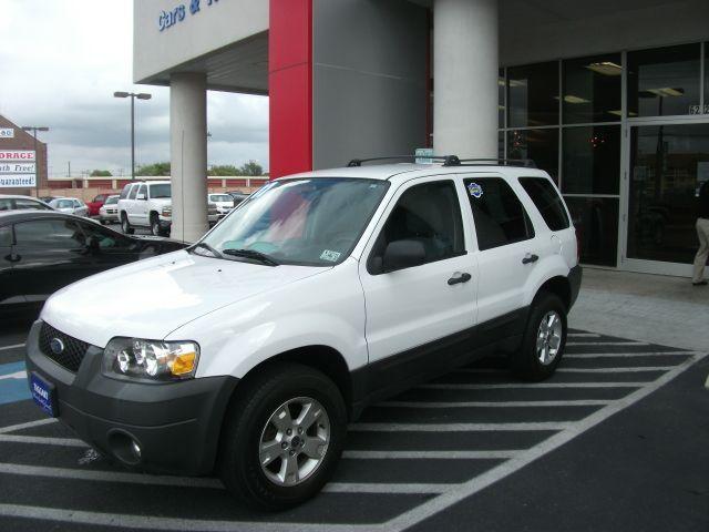 Ford Escape Limited, Leather, Sunroof, AWD Sport Utility