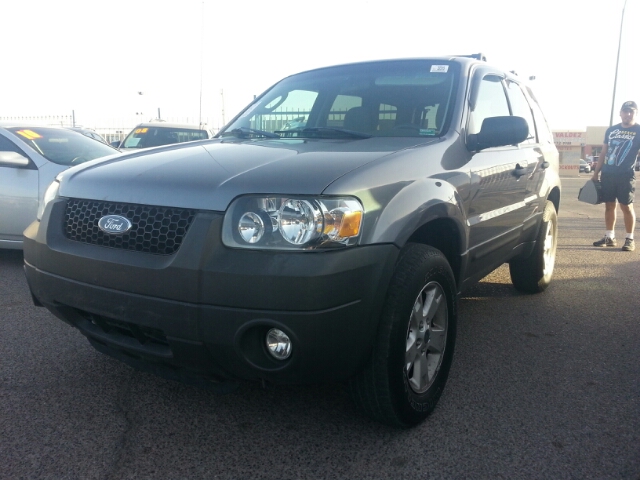 Ford Escape 2007 photo 2