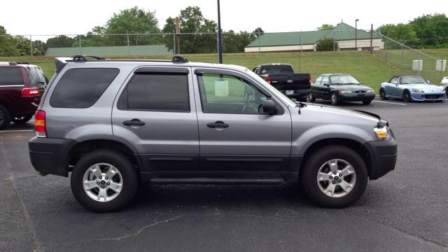 Ford Escape 2007 photo 3