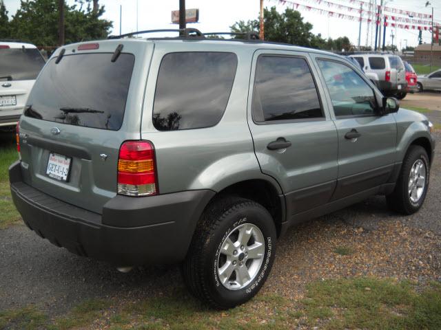 Ford Escape ESi Sport Utility