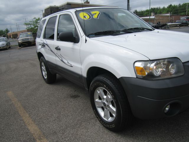 Ford Escape 2007 photo 12