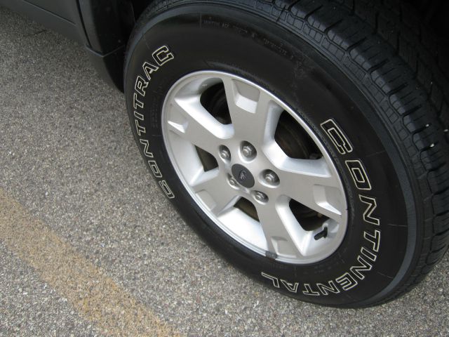 Ford Escape 2007 photo 14