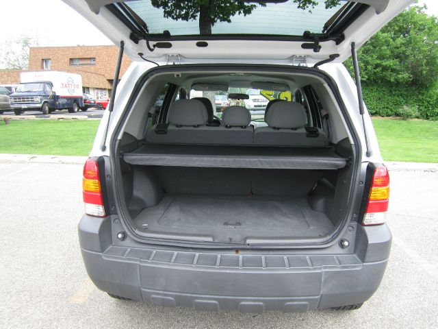 Ford Escape 2007 photo 16