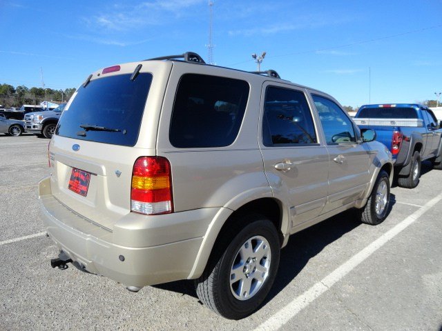 Ford Escape 2007 photo 2