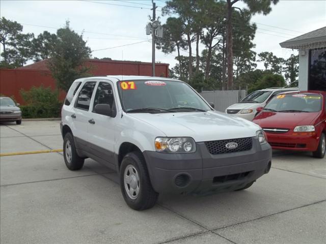 Ford Escape 2007 photo 2