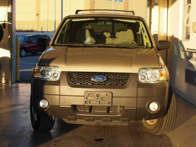 Ford Escape 2007 photo 2