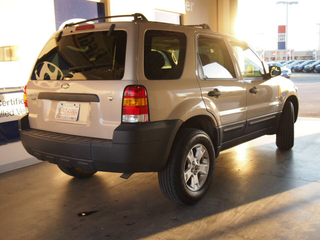 Ford Escape 2007 photo 3