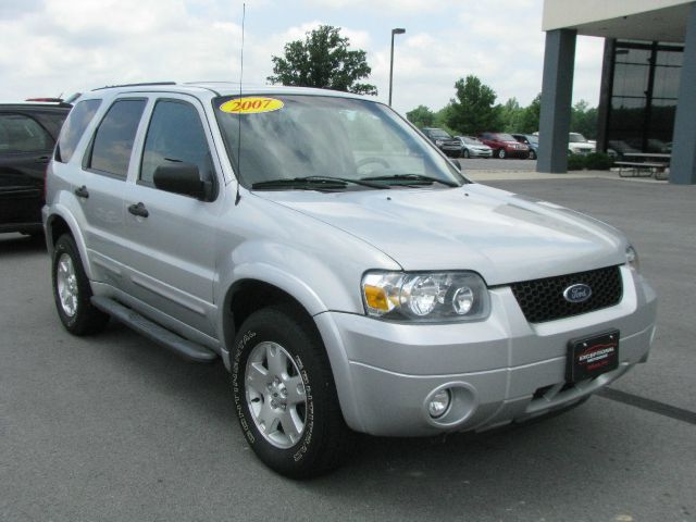 Ford Escape 2007 photo 2