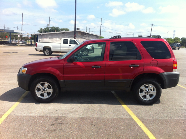 Ford Escape 2007 photo 2