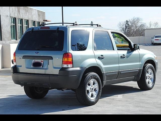 Ford Escape 2007 photo 3