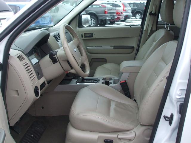 Ford Escape 2008 photo 3