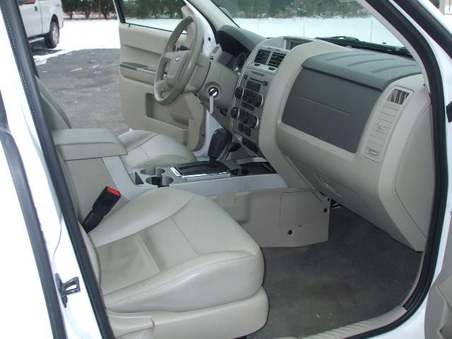 Ford Escape 2008 photo 4