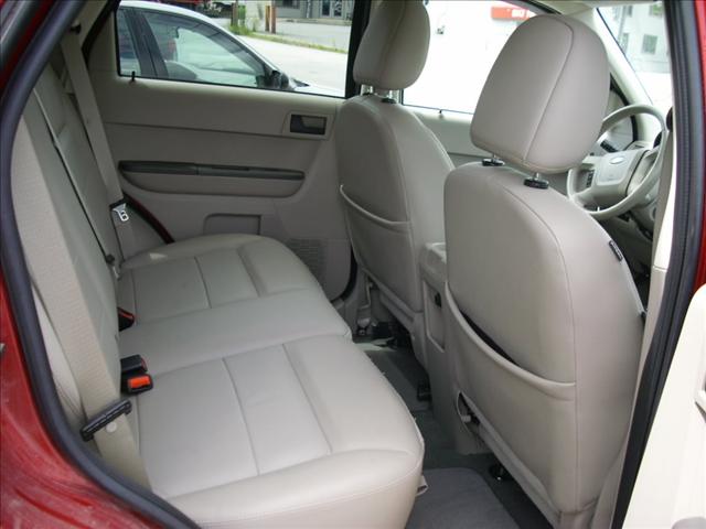 Ford Escape 2008 photo 2