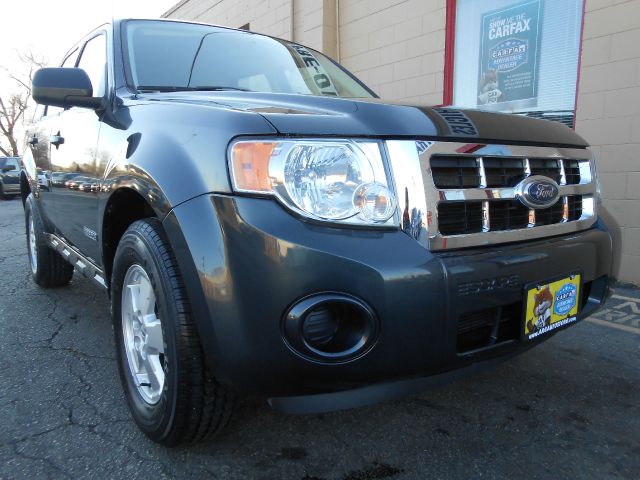 Ford Escape 4dr Sdn Premier 2WD SUV