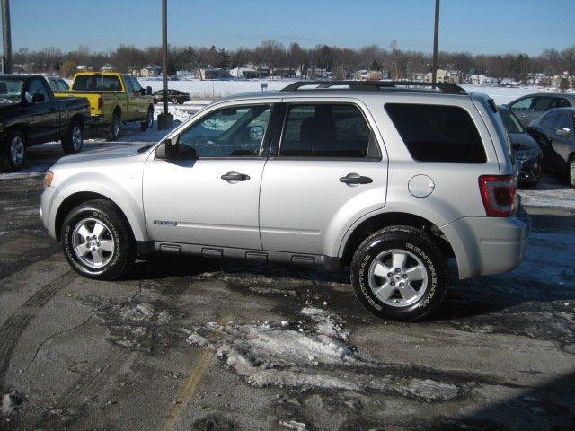 Ford Escape 2008 photo 3