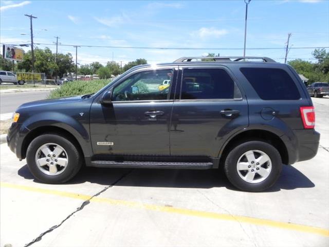 Ford Escape 2008 photo 2