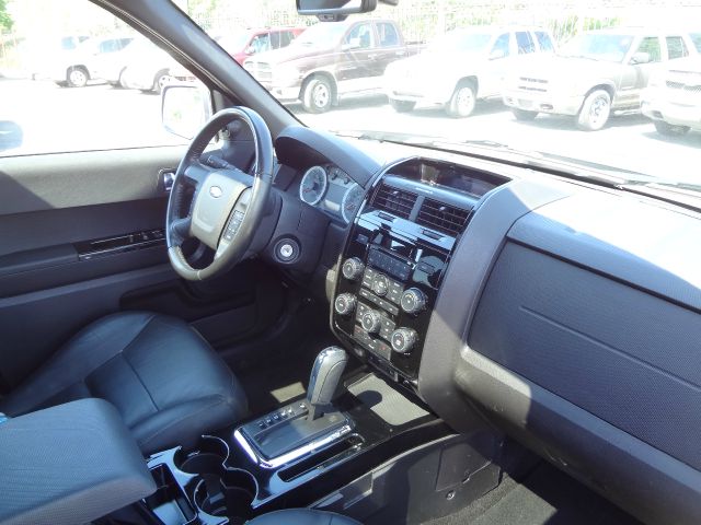 Ford Escape 2008 photo 19