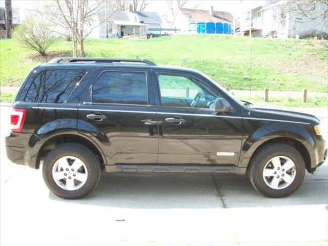 Ford Escape 2008 photo 2