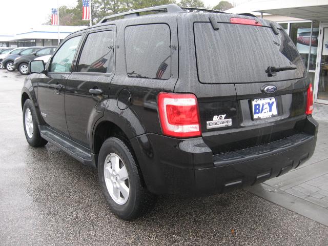 Ford Escape 2008 photo 2