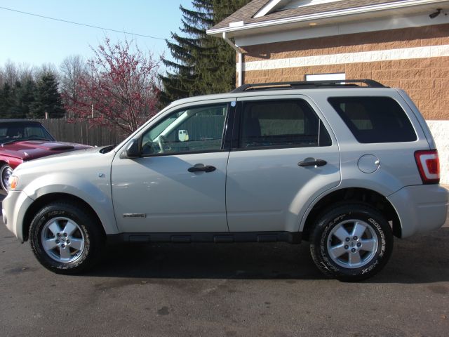 Ford Escape 2008 photo 2