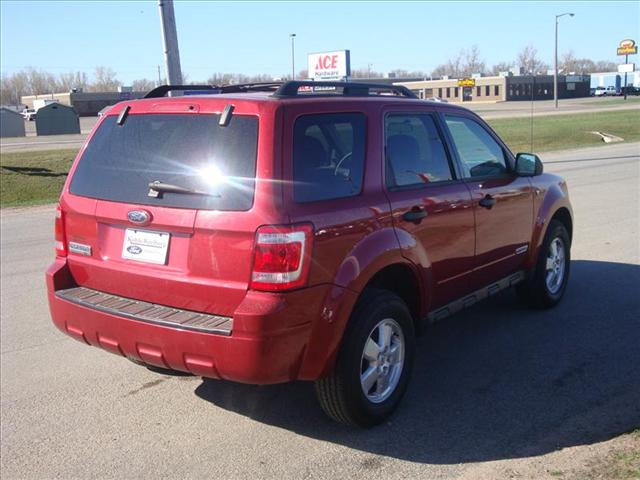 Ford Escape 2008 photo 2