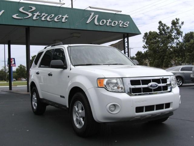 Ford Escape ESi Sedan