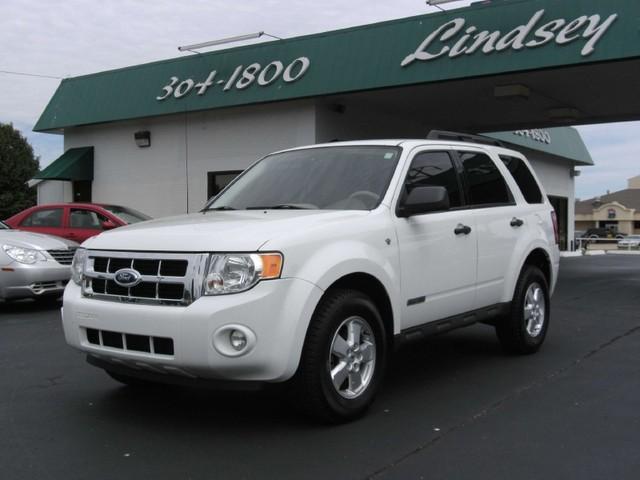 Ford Escape 2008 photo 2