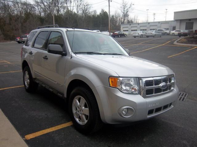 Ford Escape 2008 photo 2