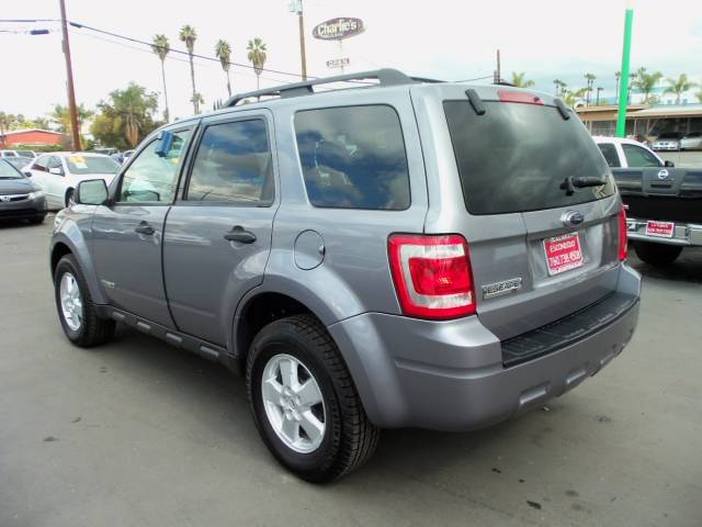 Ford Escape 2008 photo 2